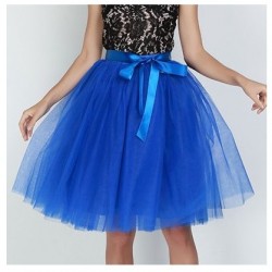 Mėlynas tiulio sijonas
