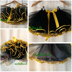 juodas tiulio sijonėlis su geltonu apsiuvu